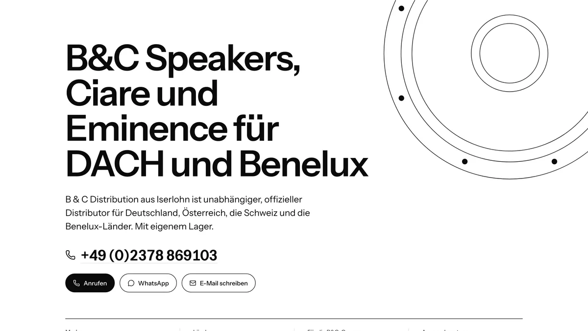 B & C Distribution — Startseite mit großer Überschrift, Telefonnummer und der Linienzeichnung eines Lautsprecher-Chassis auf weißem Grund