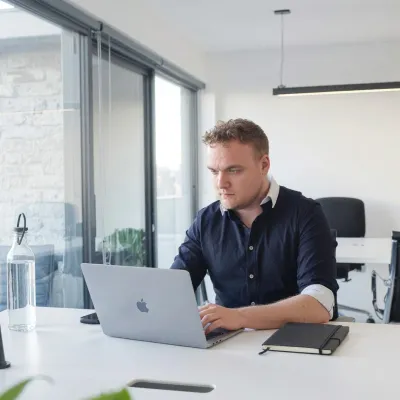 Tobias Anscheit — Webdesigner aus Oldenburg, Ansprechpartner für Mittelstand, Handwerk und Praxen in der Region