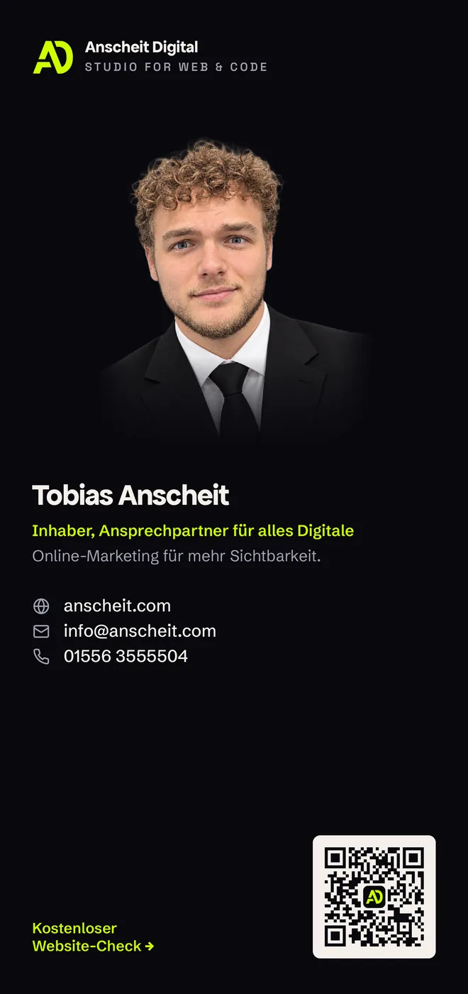Klappflyer von Anscheit Digital, Rückseite mit Porträtfoto, Name, Kontaktdaten und QR-Code